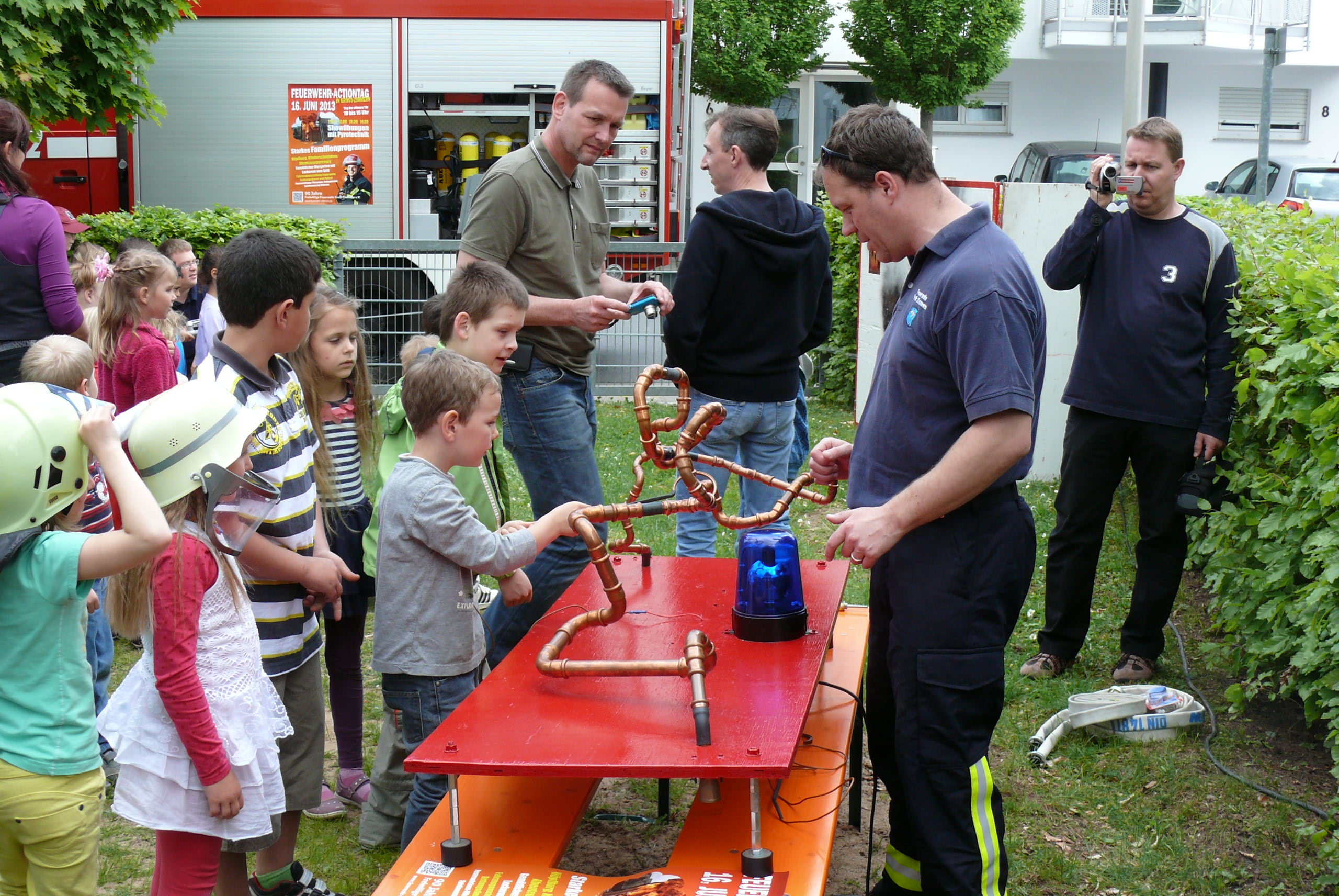 Jubiläum im Kindergarten - Die Feuerwehren der Gemeinde Groß-Zimmern